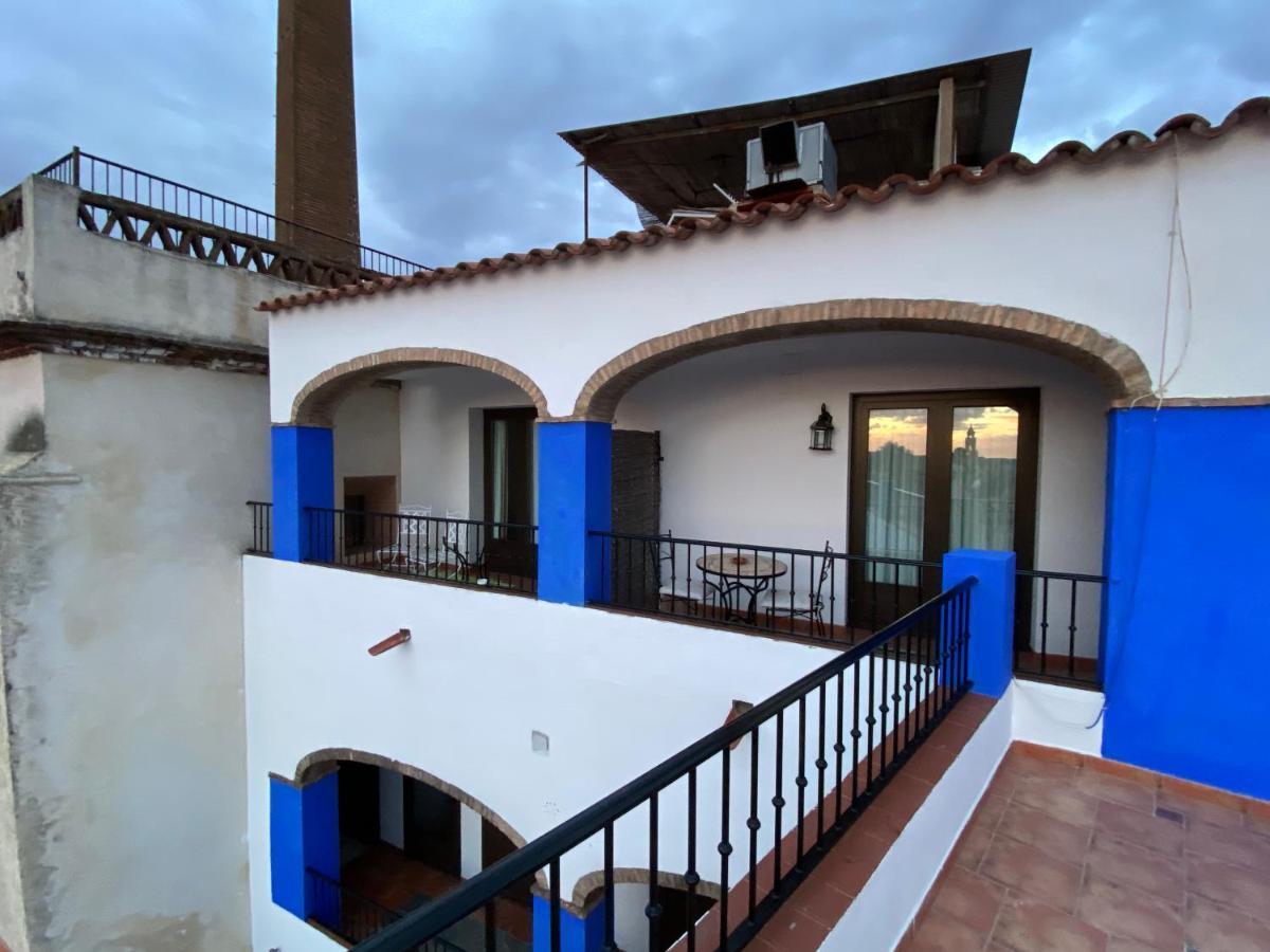 Hotel Rural La Posada De Las Cigueenas Херес-де-лос-Кабальерос Экстерьер фото