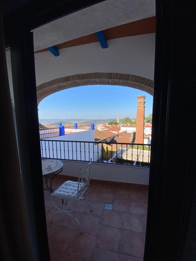 Hotel Rural La Posada De Las Cigueenas Херес-де-лос-Кабальерос Экстерьер фото