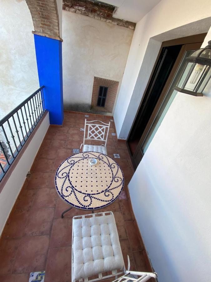 Hotel Rural La Posada De Las Cigueenas Херес-де-лос-Кабальерос Экстерьер фото