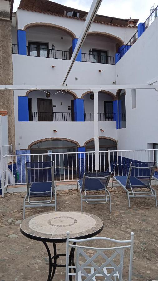 Hotel Rural La Posada De Las Cigueenas Херес-де-лос-Кабальерос Экстерьер фото