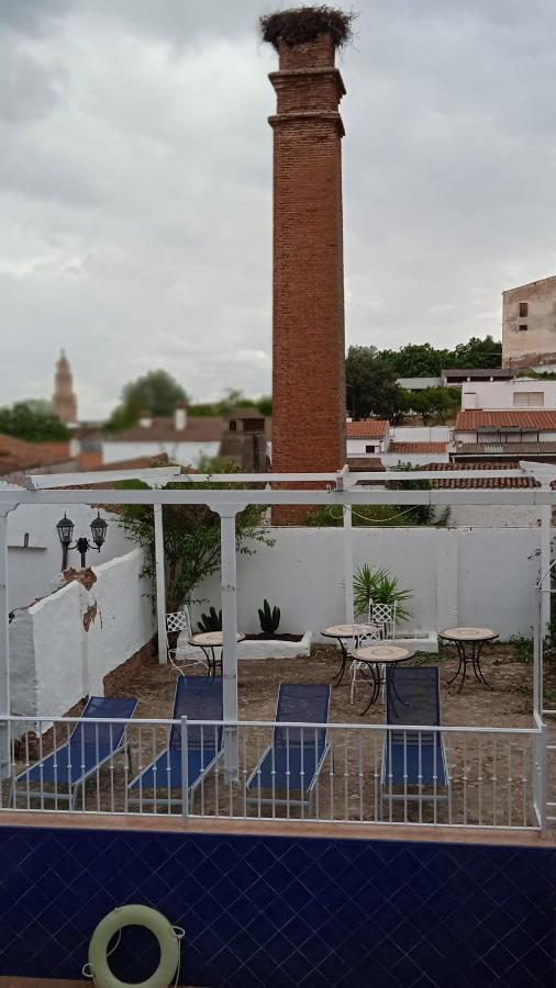 Hotel Rural La Posada De Las Cigueenas Херес-де-лос-Кабальерос Экстерьер фото