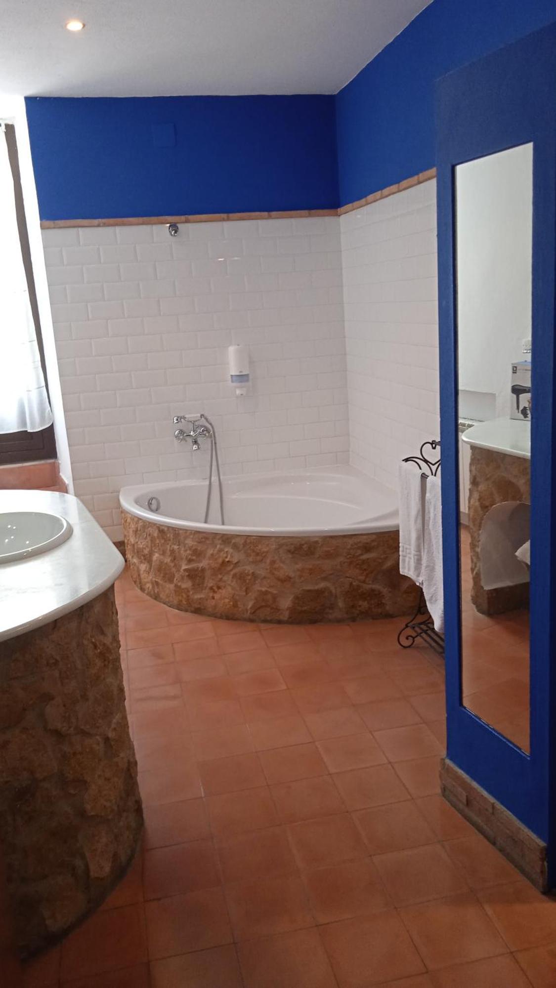 Hotel Rural La Posada De Las Cigueenas Херес-де-лос-Кабальерос Экстерьер фото